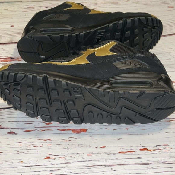 ‘Air Max 90 Essential 'Black Gold'
10 US M | Used | No Box | Des.Tinker Hatfield - Picture 5 of 10
